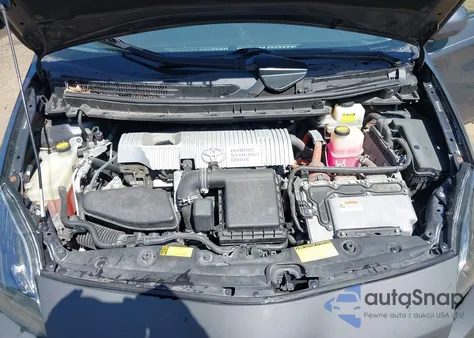 2010 Toyota Prius Iii z USA, uszkodzony, nr VIN JTDKN3DU6A1179794